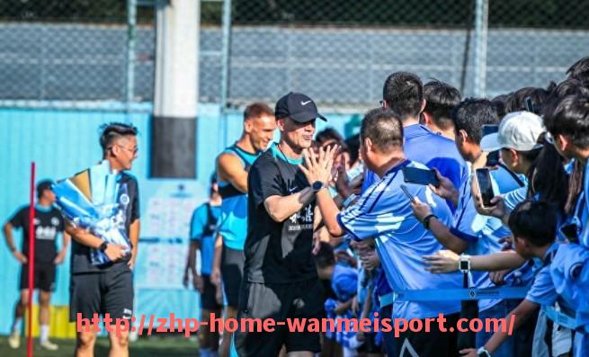 完美体育官方网站-火箭队篮球装备价格及购买指南详解