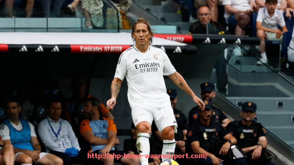 完美体育官方网站-世俱杯比赛中断补时重新评估标准及执行细则